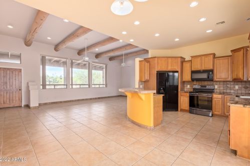 44811 12 St, Phoenix AZ 85086-8480 exterior