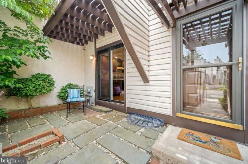 1504 Linden Way, Norristown, PA 19406-3236