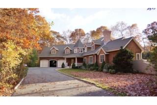 1118 Town Line Rd, Wainscott NY  11975 exterior