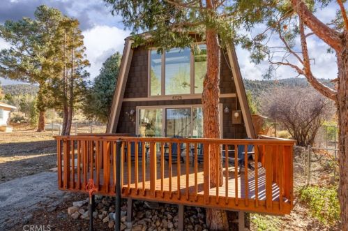 47125 Skyview Dr, Big Bear City, CA 92314-9035