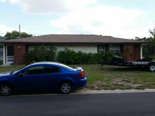 6933 Brentford Rd, Sarasota, FL 34241-5708