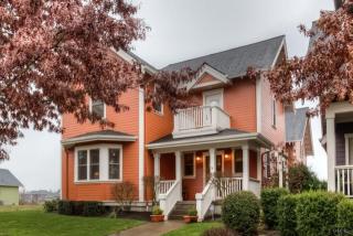 1079 Gwinn St, Monmouth, OR 97361-1586
