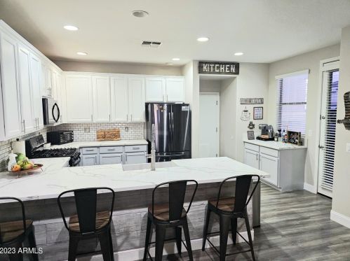 17615 Tasha Dr, Sun City AZ  85388-1770 exterior