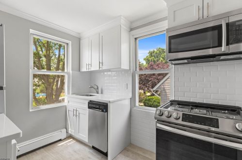 200 Cedar St, Ridgefield Park NJ  07660-1612 exterior