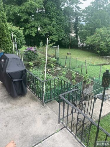 9005 Grand Ave, North Bergen NJ  07047-4430 exterior