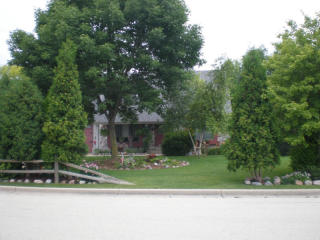 7415 Tifton Dr, Hales Corners, WI 53132-8359