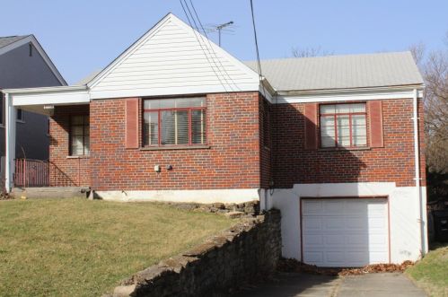 2735 Anderson Ferry Rd, Cincinnati, OH 45238-2127