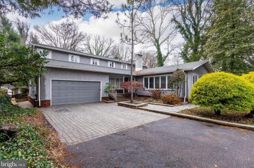 276 Warren Ave, West Deptford, NJ 08086-9500