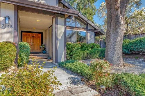 7148 Anjou Creek Cir, San Jose CA  95120-4108 exterior