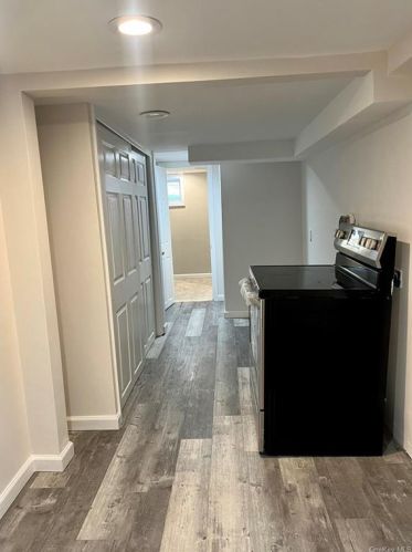 58 Main Ave, Wheatley Heights NY  11798-1324 exterior