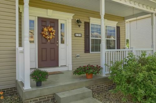 153 Naughton Cir, Evans City, PA 16033-7742