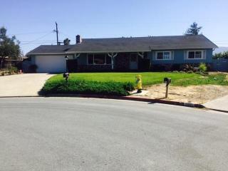 1231 Scenic Cir, Hollister, CA 95023-5818