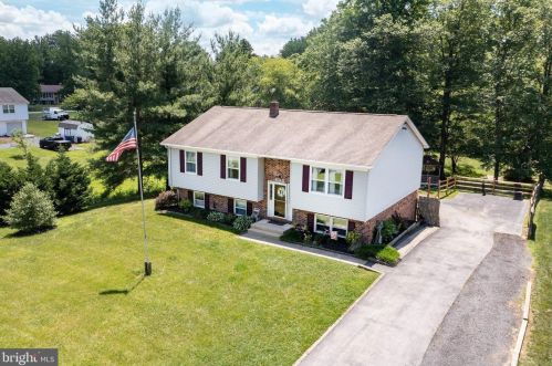 803 Jeffrey Pine Dr, Bear, DE 19701-2163