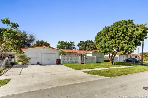 1243 82nd St, Hialeah, FL 33014-3455