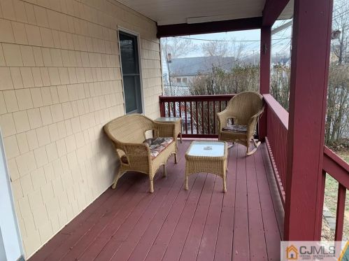 44 River Rd, East Brunswick, NJ 08816-4461