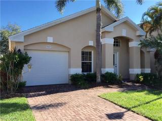 3527 Magenta Ct, Naples, FL 34112-3763