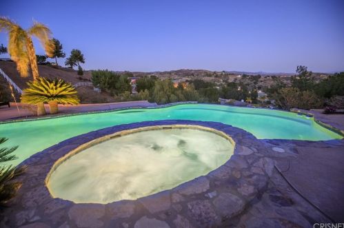 30415 Remington Rd, Santa Clarita CA  exterior