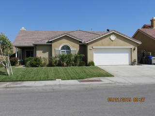 42494 Marsuerite Way, Lancaster, CA 93536-4561