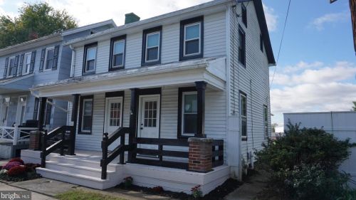 16 Main St, Longlevel, PA 17368-9535