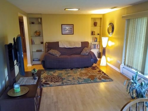 625 Euclid Ave, Grove City, PA 16127-1101