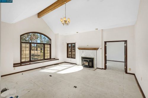 1900 Tule Ln, Oakley CA  94561-5088 exterior