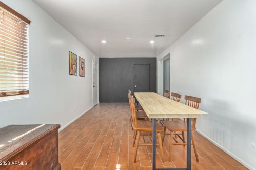 5630 30 Dr, Phoenix AZ 85017-4101 exterior