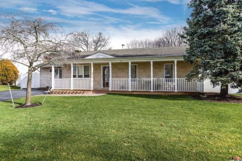 149 Glenmere Way, Holbrook, NY 11741-5013