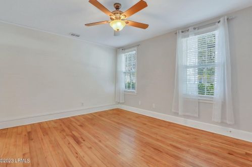 2704 Oaklawn St, Beaufort SC  29902-4335 exterior