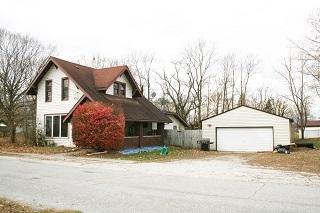 18 Willard St, Frankfort, IN 46058-9540