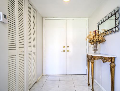 5660 Spindle Palm Ct, Delray Beach, FL 33484-2013