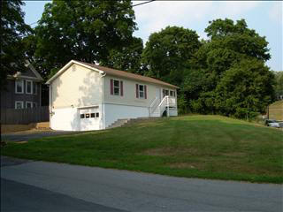 56 Sunset Ave, Poughkeepsie NY  12601-1216 exterior