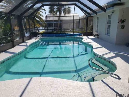 1 Classic Ct, Palm Coast, FL 32137-8349