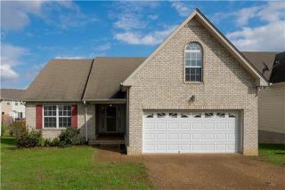 1889 Olive Cir, Nashville, TN 37217-3852