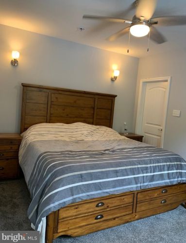 221 Monroeville Rd, Swedesboro NJ  08085-3450 exterior