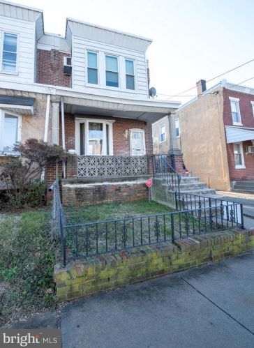 6619 Ditman St, Philadelphia, PA 19135-2714