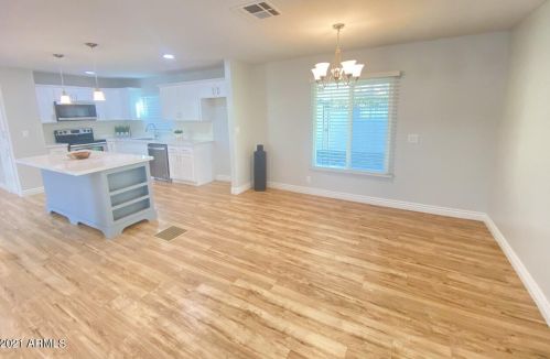 15619 17 Ave, Phoenix AZ 85086-8771 exterior