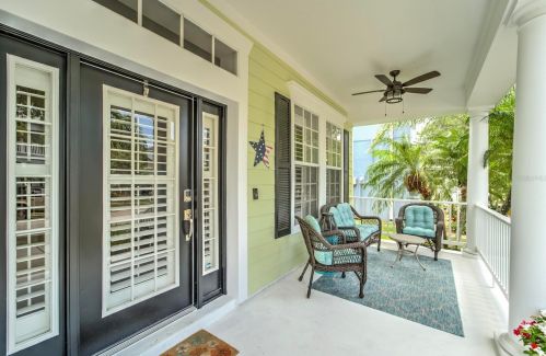 413 Islebay Dr, Ruskin FL  33572-3332 exterior