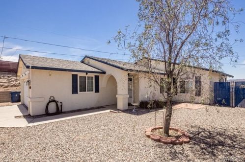 1685 Arriba Dr, Bullhead City, AZ 86442-6977
