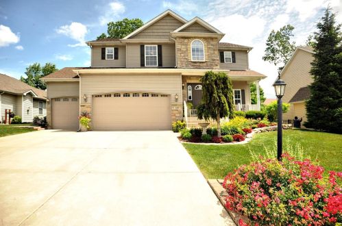 889 Thoreau Trl, Valpo, IN 46383-7145