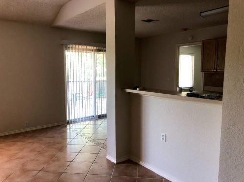 2004 Coats Cir, Austin TX  78748-3411 exterior