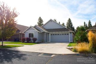 679 Glencoe Pl, Bend, OR 97702-1695
