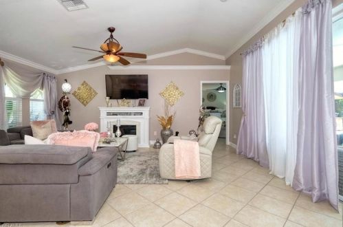 4644 29th St, Lehigh Acres, FL 33973-6140