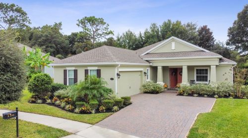 126 Ivydale Manor Dr, Deland, FL 32724-8839