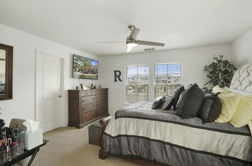 18206 Garmetta Way, Lathrop CA  95330-8530 exterior