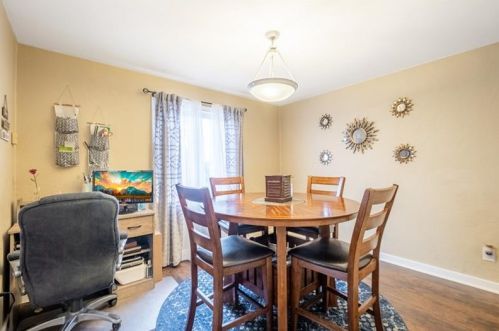 932 Goldenrod St, Whitaker PA  15120-2939 exterior