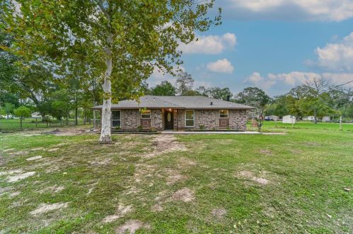 14811 Old Humble Pipeline Rd, Conroe TX  77302-4437 exterior