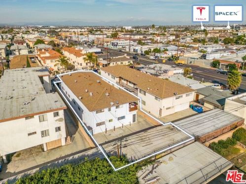 4018 133rd St, Hawthorne, CA 90250-5936