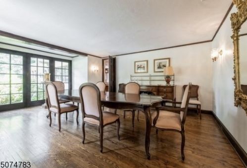 20 Gordon Pl, Verona NJ  07044-2608 exterior