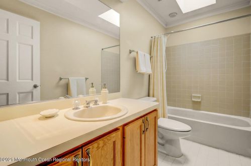 49 Polo Club Dr, East Freehold NJ  07728-8072 exterior