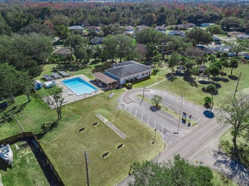 19 Cedar Dr, Davenport FL 33837-9784 exterior